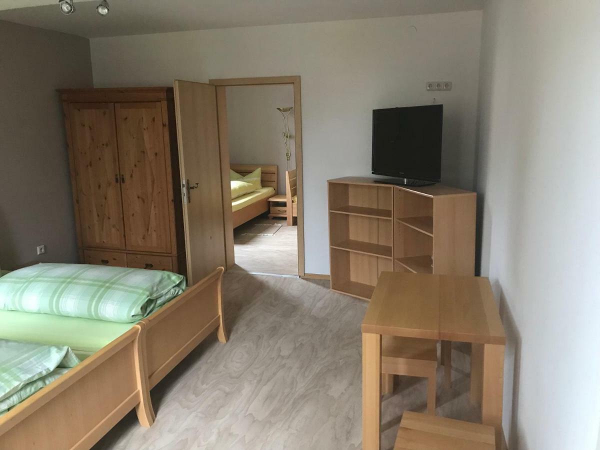 Pension Zum Mohr Birstein Εξωτερικό φωτογραφία