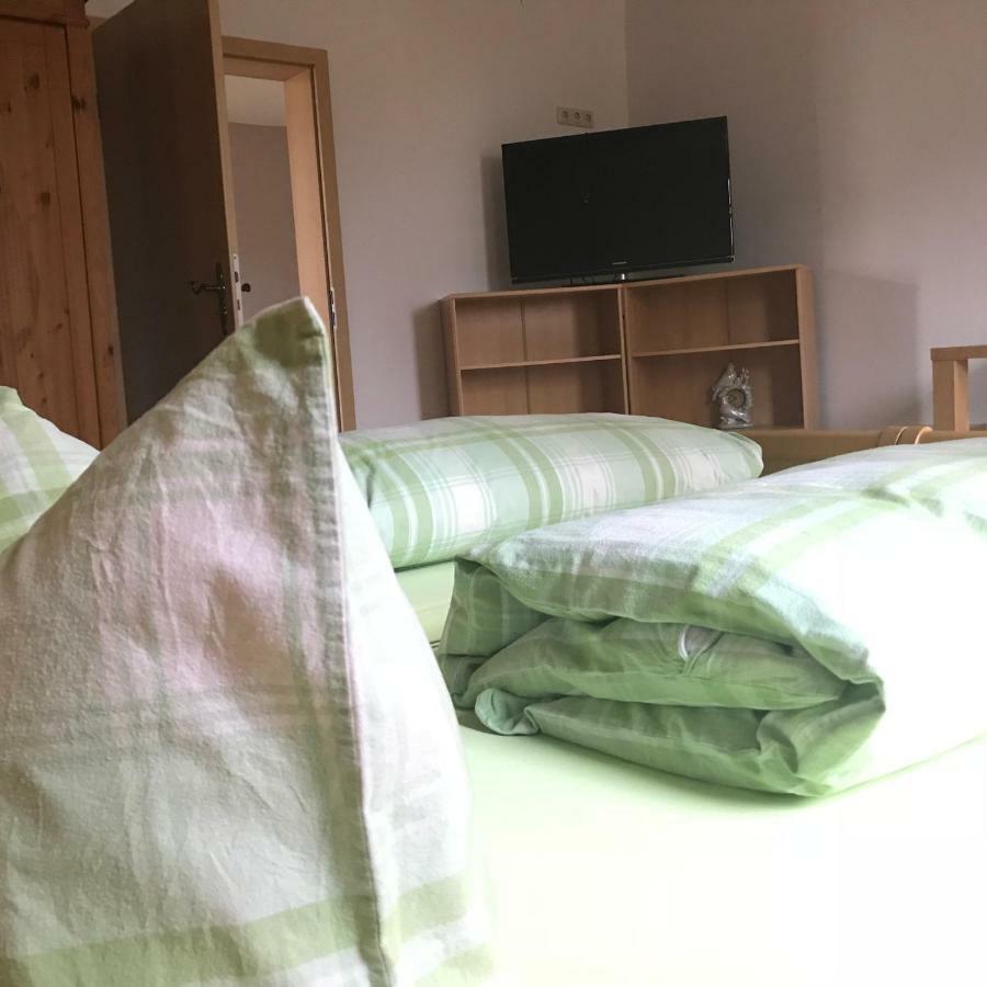 Pension Zum Mohr Birstein Εξωτερικό φωτογραφία